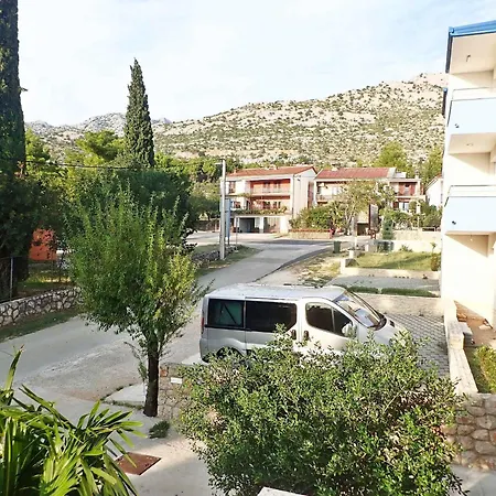 Apartment In Starigrad-paklenica 35790 *