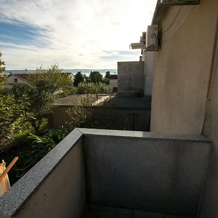 In Starigrad-paklenica 35790 Apartament