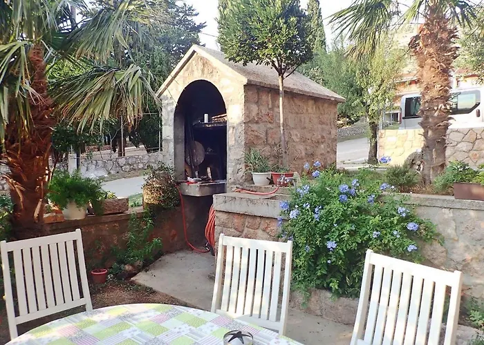 In Starigrad-paklenica 35790 * 斯塔利格拉德-帕克利尼卡